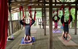 yoga-aerien-rekawnekxion yoga-aerien-rekawnekxion